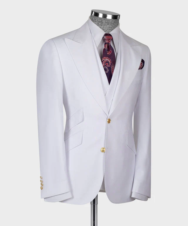 Plus-size suit with classic vest
